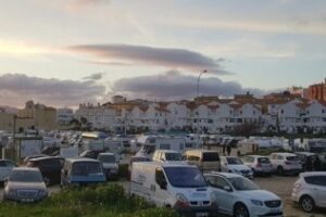 Tarifa, paraíso de la acampada iledal de caravanas