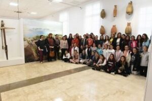 Comienza la visita conjunta al museo, murallas y puerto