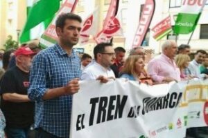 AxSí: Los Presupuestos del PP y Cs vuelven a aislar a Andalucía del tren"