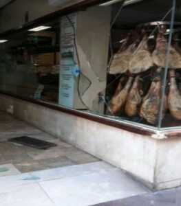 Nuevo robo en el centro de Algeciras, Embutidos Guijuelo en calle Ancha