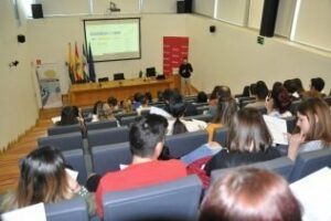 La Cámara continúa fomentando el autoempleo entre jóvenes de la comarca