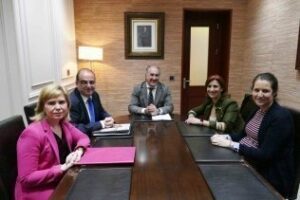 Ayuntamiento y ONCE trabajan en una campaña de fomento de empleabilidad de discapacitados