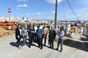 Comienzan las obras de pavimentación de la calle Isabel Pantoja, en la barriada de La Juliana
