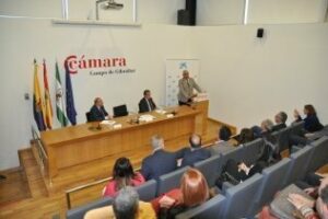 El consejero de Economía, Antonio Ramírez de Arellano, reivindica la Algeciras-Bobadilla