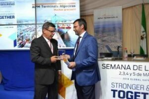 APM Terminals entrega sus Cascos de Plata en la antesala de la clausura de la Semana de la Seguridad
