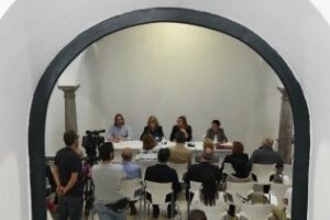 El Ayuntamiento presenta la campaña Apadrina un Cuadro para recuperar el legado de Argelés