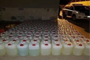 Intervienen 1.825 litros de gasolina para el repostaje de narcolanchas e investiga 3 personas relacionadas con los hechos