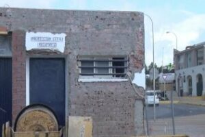 Podemos lamenta que todavía no estén los servicios a tres días del inicio de la temporada de Playas