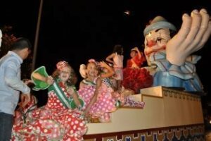 Una treintena de carrozas anunciarán la Feria Real en la Gran Cabalgata del próximo sábado