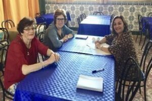 Zarzuela mantiene una reunión con la directiva de la asociación de vecinos de La Yesera