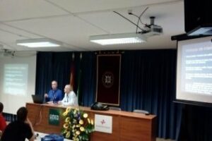 El arqueólogo municipal diserta sobre las torres fronterizas en los Cursos de Verano de la UNED