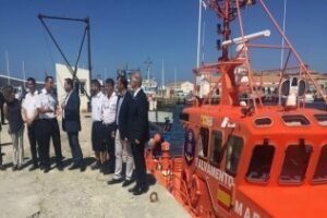El ministro Ábalos anuncia el refuerzo inminente de los efectivos de Salvamento Marítimo