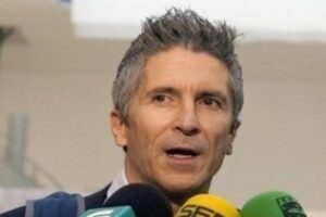 Grande Marlaska asegura que el sistema de acogida de inmigrantes en España no está colapsado