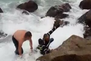 Los cuatro Guardias Civiles que rescataron a 34 inmigrantes en Punta Camarinal son Medalla Virgen de la Palma