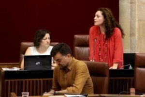 Inmaculada NIeto prefgunta en el Parlamento Andaluz por el centro de salud Algeciras Centro