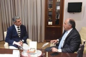 Landaluce recibe al nuevo coordinador de la Administración General del Estado, José Medina