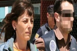 La etarra Leire Etxeberría sale en libertad de la cárcel de Algeciras tras cumplir doce años y medio de prisión