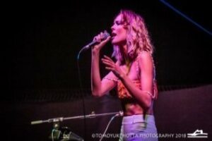 Brisa Fenoy no es sólo su voz