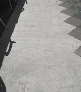 La Voz de Algeciras lamenta "el parcheo" en las calles del centro