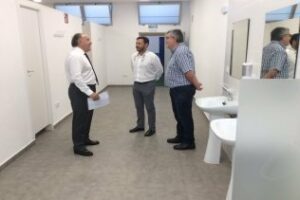 El Ayuntamiento acomete trabajos de mejora en los vestuarios del estadio de atletismo