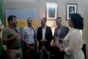 Gómez de Celis se reúne con sindicatos policiales para recoger sus aportaciones