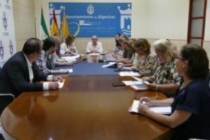 La Comisión Informativa de Empleo estudia la solicitud de nuevos planes para desempleados