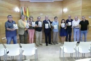 El poeta Juan Emilio Ríos Vera presenta en el Centro Documental su poemario La Niña Metáfora