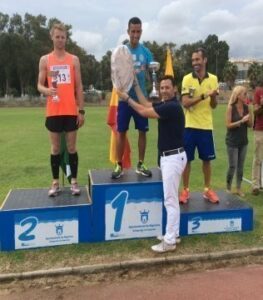 El atleta Mustapha Sabili vgana un año más la Carrera Urbana Ciudad de Algeciras