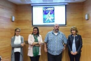 El ilustrador Antonio Rojo inaugura con una charla los actos del Día de las Bibliotecas