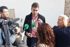 Bellido hace un llamamiento para que la sociedad reaccione contra el robo del tren a Algeciras