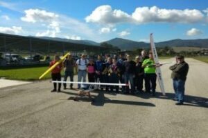 Apadis imparte un taller de Aeromodelismo para personas con discapacidad intelectual