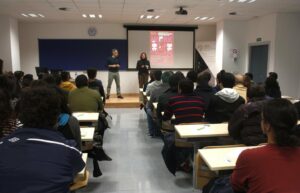 Casi 200 estudiantes acuden al edificio I+D+i para adquirir nuevos conocimiento en ciberseguridad y emprendimiento