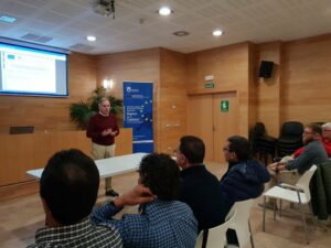 El Ayuntamiento informa a taxistas y CTM del Plan de Movilidad Urbana