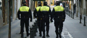 Detenido un hombre en La Línea por intentar atropellar a su ex pareja tras golpearla