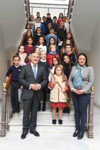 Alumnos de 31 centros escolares protagonizan el pleno infantil previo al Día de la Constitución