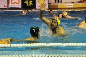 Nueva victoria de los invictos