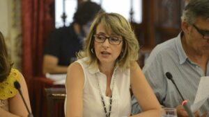 Pilar Pintor tomará posesión como parlamentaria andaluza tras la renuncia de José Ortiz