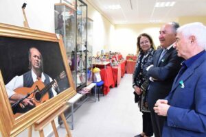 La asociación Reyes Magos 98 inaugura su exposición benéfica