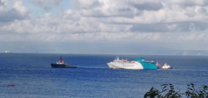 Seis horas a la deriva en el Estrecho para un ferry con un centenar de pasajeros