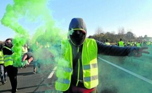 Los chalecos amarillos. Por: Ángel Luis Jiménez 