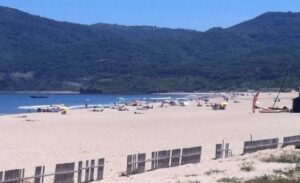 La temporada de playa en peligro en Algeciras
