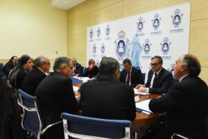 El PSOE acusa a Landaluce de intentar justificar su silencio sobre el tren en los últimos ocho años