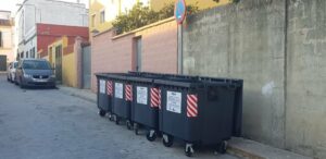 El Ayuntamiento repone contenedores en El Saladillo y El Embarcadero