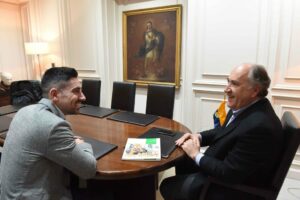 Landaluce recibe al director de Relaciones Externas de Mercadona