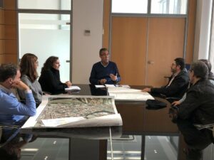 El Ayuntamiento informa a los vecinos de La Capelina sobre el proceso para la legalización de sus viviendas