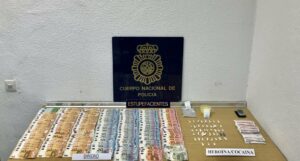 Detenidas tres mujeres de entre 74 y 18 años acusadas de vender droga en una vivienda en La Línea