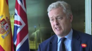 El embajador británico destaca la cooperación entre España y Gibraltar contra el narcotráfico
