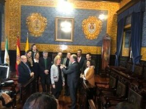 El alcalde recibe a la nueva subdelegada de la Junta de Andalucía en la comarca