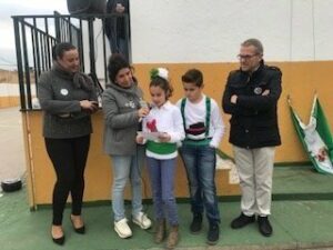 Izada de bandera del Colegio de Nuestra Señora de los Milagros