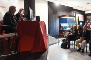 La Sala Cajasur acoge la presentación del libro del doctor Julio Luis Madrid Rondón